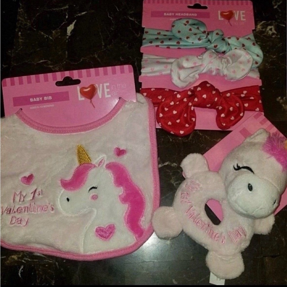 Love Unicorn Bib and Headband Set - Pink and White